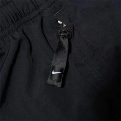 NIKELAB UNISEX SOLO SWOOSH SHORTS -helmut shop NikeUNRGSOLOSWOOSHSHORTBLACK WHITEMDM4400 010 3