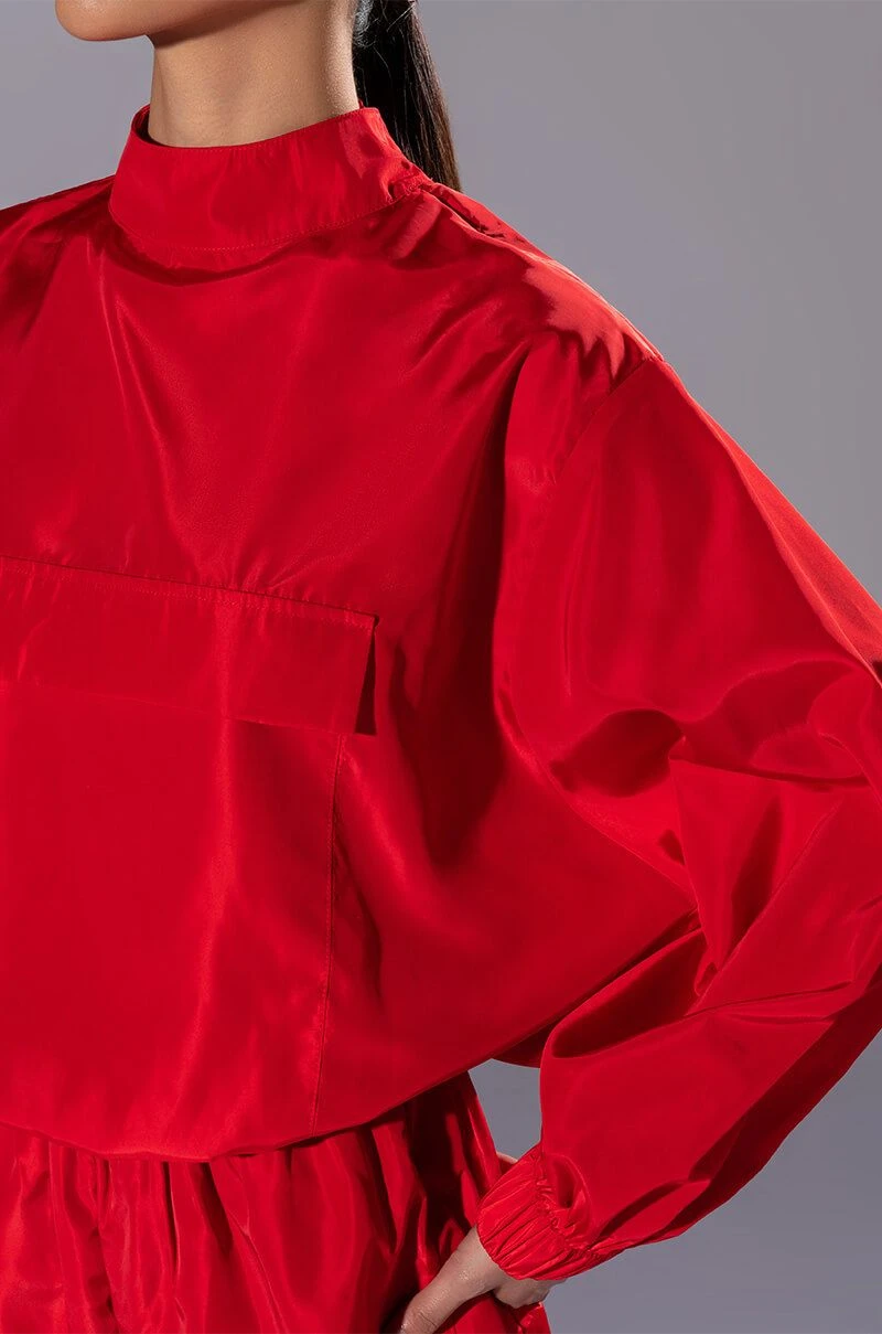 ALL DAY ERRANDS LIGHTWEIGHT ROMPER IN RED 7 ALL DAY ERRANDS LIGHTWEIGHT ROMPER IN RED - Image 5