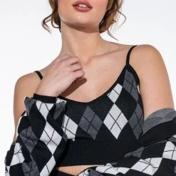 BIRDIE ARGYLE KNIT CROP TOP