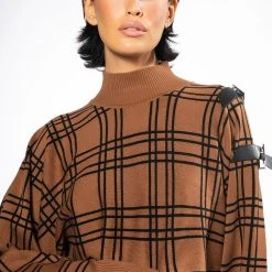 BLAIR BUCKLE KNIT LONG SLEEVE TOP