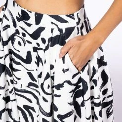 DALI'S MUSE BANDEAU ABSTRACT MAXI SKIRT -helmut shop dalis muse bandeau abstract maxi skirt white black 7 7