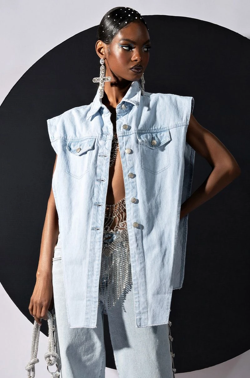 FROM ANY ANGLE LIGHT WASH ANGLED DENIM VEST 6 FROM ANY ANGLE LIGHT WASH ANGLED DENIM VEST - Image 4
