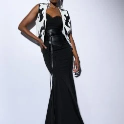 HEART IN THE HIGHLANDS WESTERN FAUX LEATHER VEST