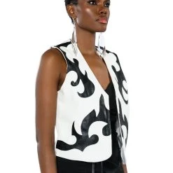 HEART IN THE HIGHLANDS WESTERN FAUX LEATHER VEST -helmut shop heart in the highlands western faux leather vest white black 6 6