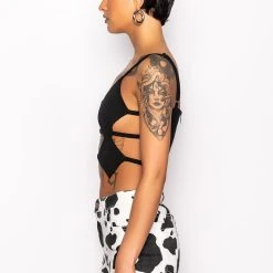 HOTTIE CUTOUT CROP TANK -helmut shop hottie cutout crop tank black 6 6 c1 c1