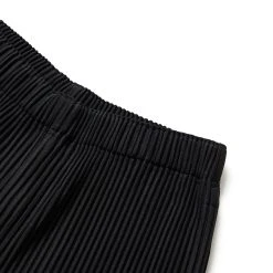Homme Plissé Issey Miyake MC AUGUST -helmut shop isseymiyakeMCAUGUSTBLACK1HP28JF109 4