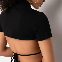 JEUNE POCKET DETAIL CUTOUT CROP TEE -helmut shop jeune pocket detail cutout crop tee black 8 8