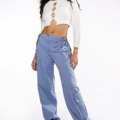 EAT YOUR HEART OUT KEYHOLE DETAIL FUZZY KNIT SWEATER -helmut shop layla keyhole detail fuzzy knit sweater ivory 2 2