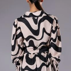 MYSTICAL WAYS TWIST FRONT LONG SLEEVE TOP -helmut shop mystical ways twist front long sleeve top black white 6 6