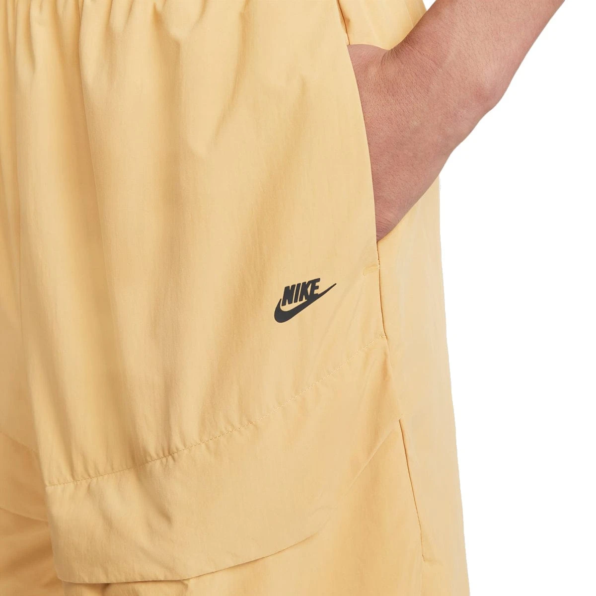 Nike SPORTSWEAR TECH PACK SHORTS 6 Nike SPORTSWEAR TECH PACK SHORTS - Image 4