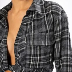 NO FRONTING CROPPED TWIST FRONT PLAID TOP -helmut shop no fronting cropped plaid top black 6 6