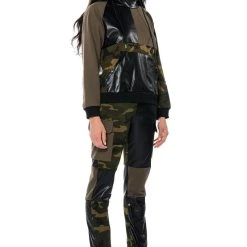 ONE AND ONLY COLORBLOCK SWEATSHIRT 16 ONE AND ONLY COLORBLOCK SWEATSHIRT -helmut shop one and only colorblock sweatshirt brown multi 6 6 c1