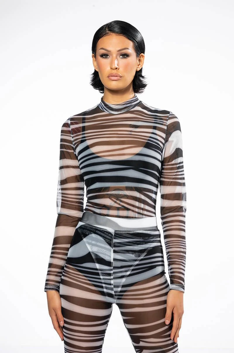 SET YOU STRAIGHT LONG SLEEVE MOCK NECK MESH BODYSUIT 5 SET YOU STRAIGHT LONG SLEEVE MOCK NECK MESH BODYSUIT - Image 3