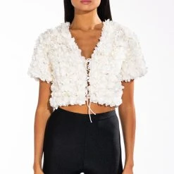 SWEET PARADISE SHORT SLEEVE TIE FRONT TOP -helmut shop sweet paradise short sleeve tie front top white 4 4