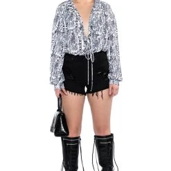 THAT NEW NEWS PRINTED PLEATED TIE FRONT BLOUSE -helmut shop that new news printed pleated tie front blouse white black 4 4