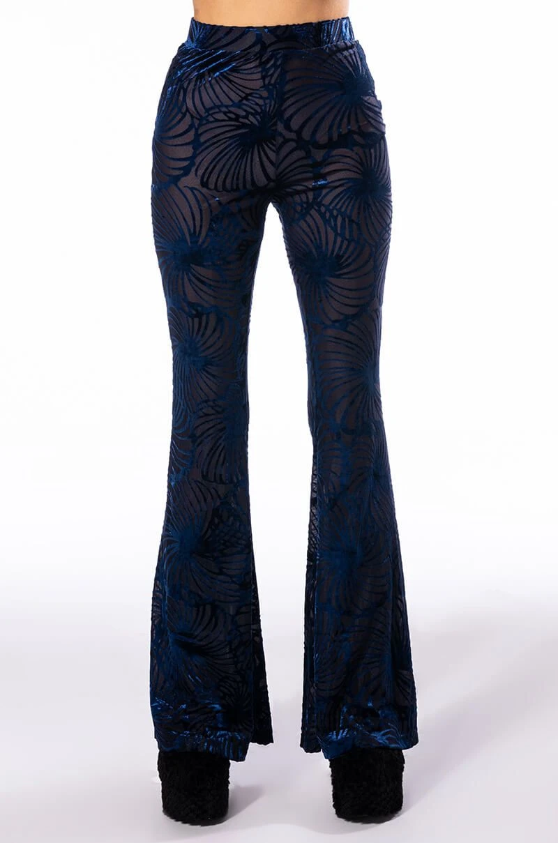 TROPIC LIKE ITS HOT HIGH RISE FLARE PANT 5 TROPIC LIKE ITS HOT HIGH RISE FLARE PANT - Image 3