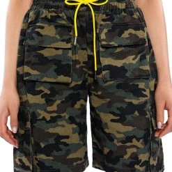 UNBOTHERED OVERSIZED CAMO SHORTS -helmut shop unbothered oversized camo shorts camo 3 3