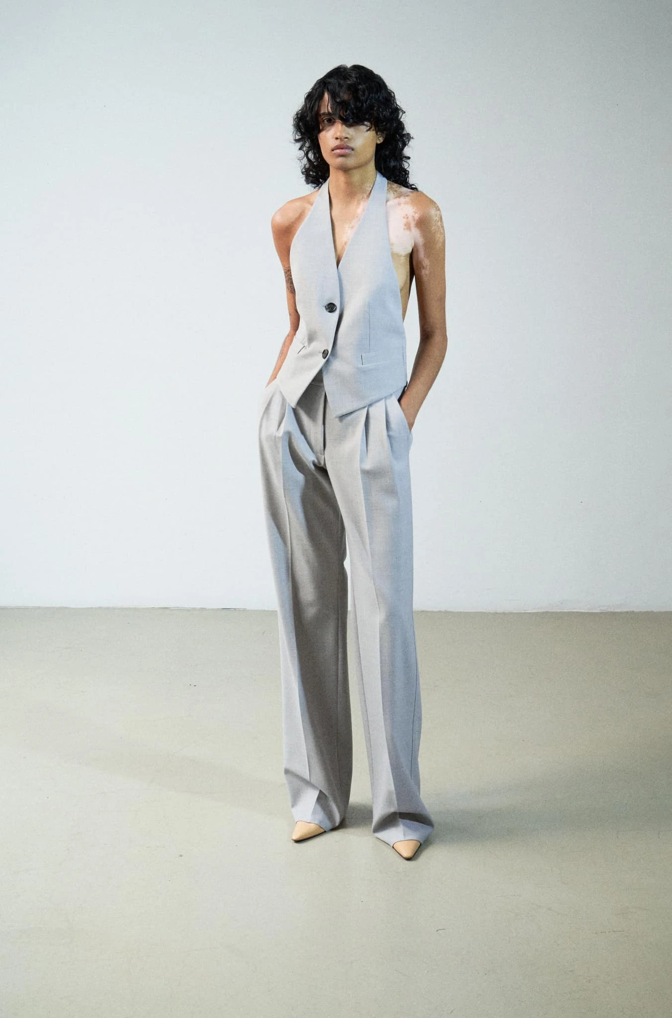 helmut shop -helmut shop 327915824 851157565993014 6434269876806682125 n