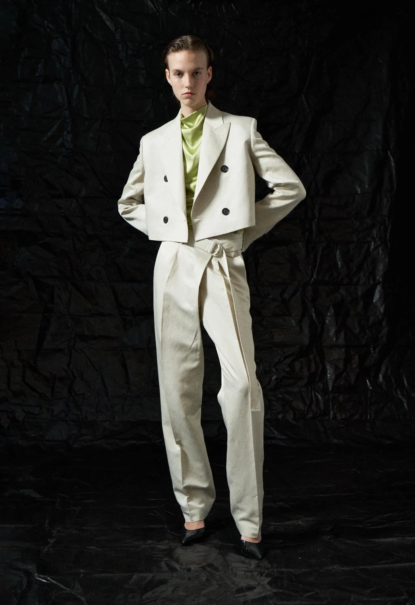 helmut shop -helmut shop 328542870 906103910839542 3472084102103879877 n